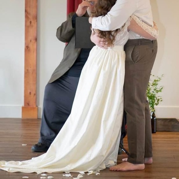 IVORY Lace & Silk Jacquard Wedding Dress - Picture 7 of 12